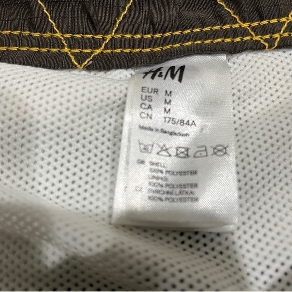 H&m Men’s Shorts Lined Plaid Cargo Shorts, Also Use As Swim Trunks, Size Medium - Picture 3 of 4